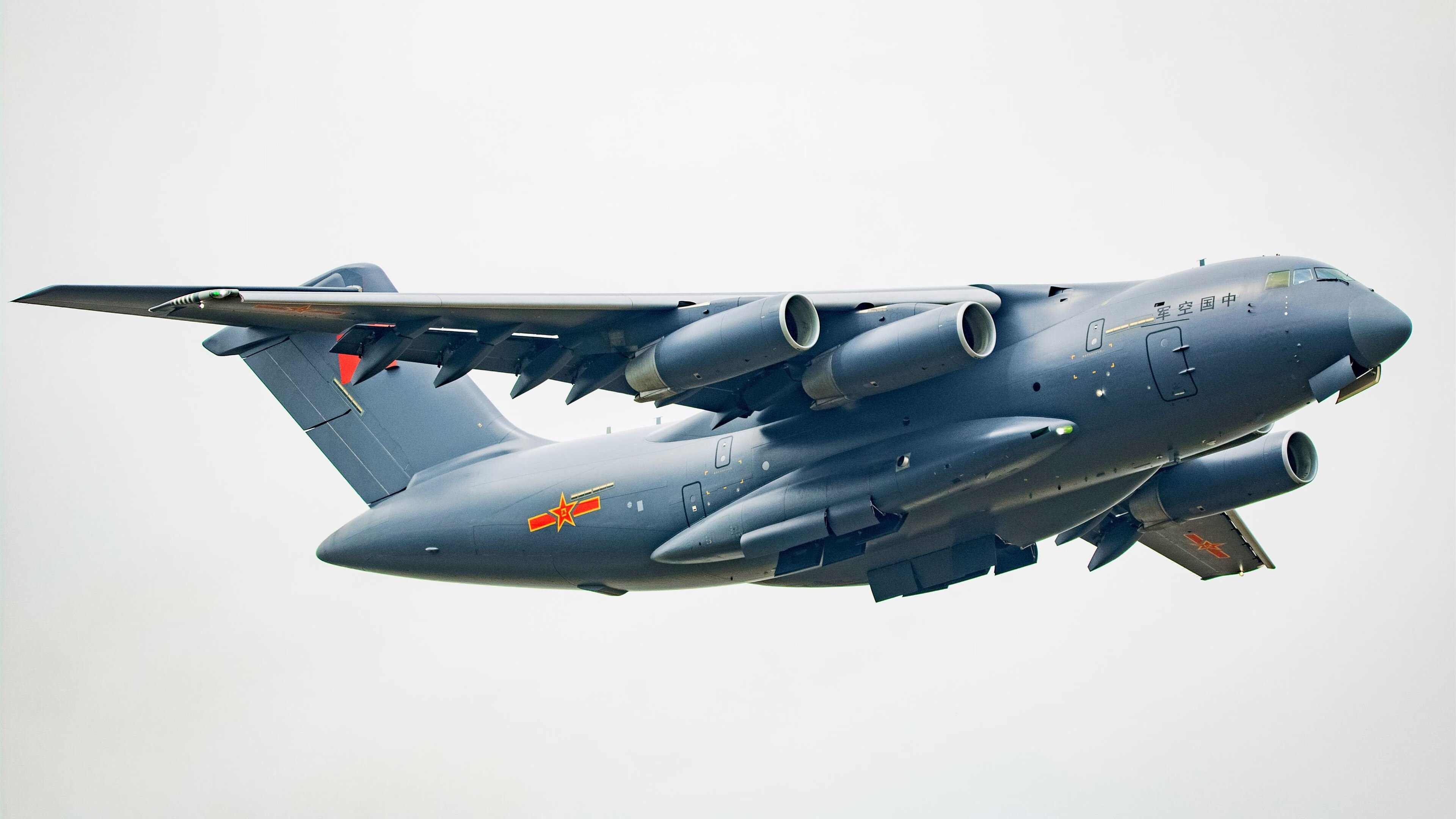 尤文图斯完胜AC米兰,弗拉霍维奇双响立大功,尤文图斯vs佛罗伦萨