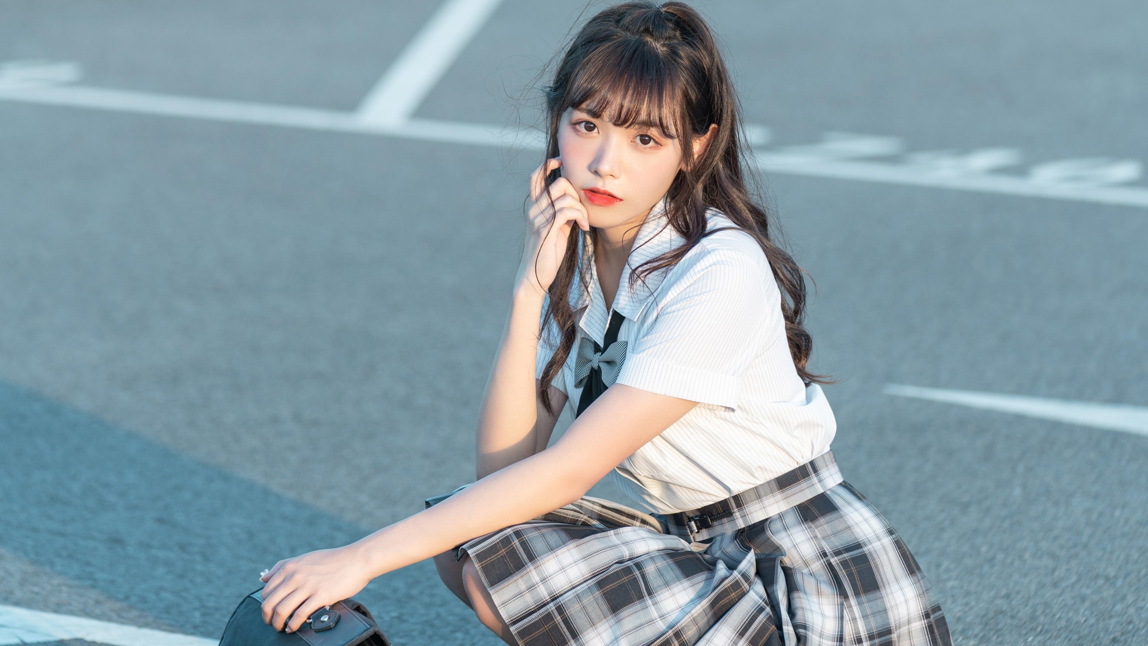 快船大胜雷霆,系列赛焦点战中乔治三分雨不断,快船和乔治的合同